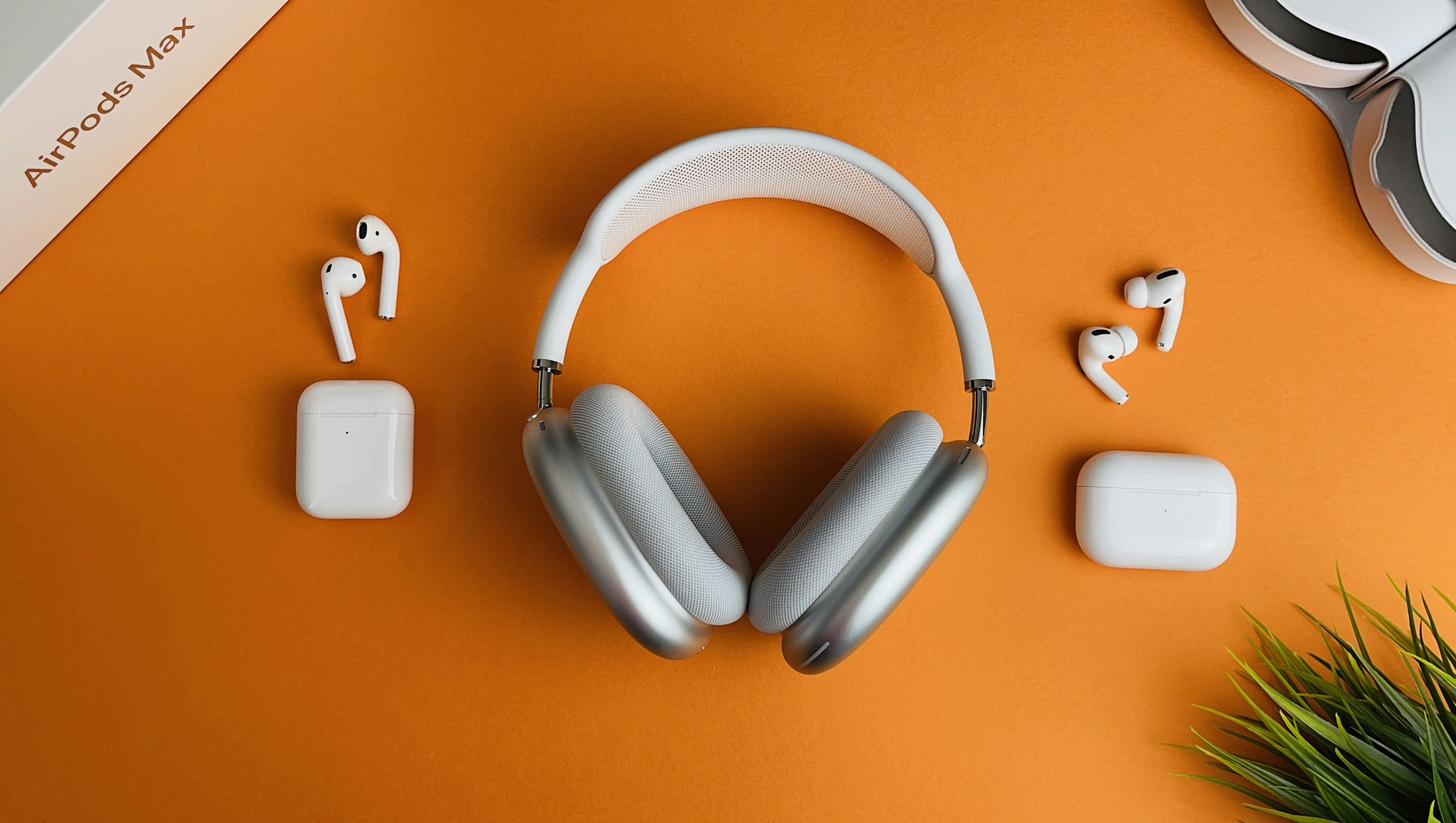 🔌 Tech & Gadget Lifestyle (For OTG Adapters, Bluetooth Glasses, Earbuds, Solar Chargers)